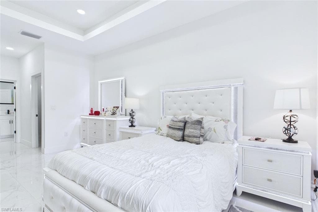 621 Tomasello DR-14