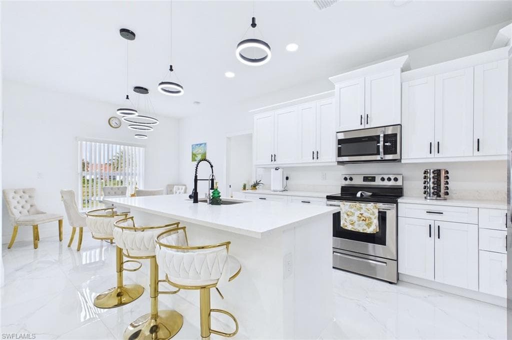 621 Tomasello DR-15