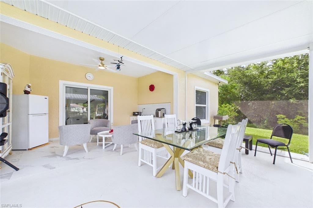621 Tomasello DR-4