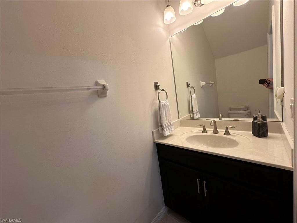 4092 Wilmont PL-17