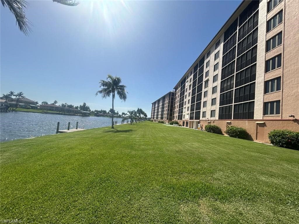 4260 SE 20th PL 205-19