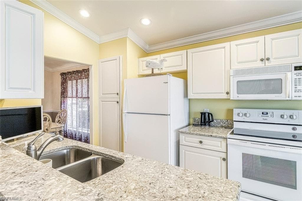 10025 Oakhurst WAY-8
