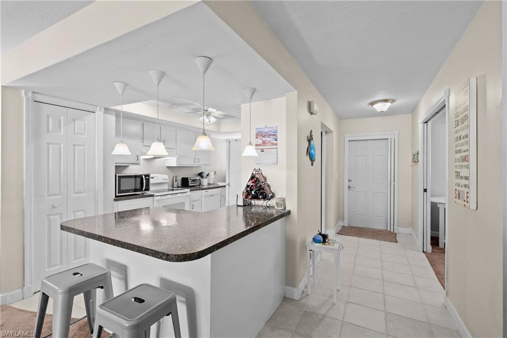 1203 SW 48th TER 201-6