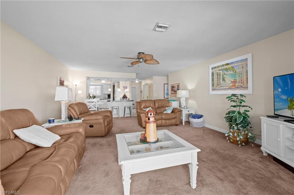 1203 SW 48th TER 201-14