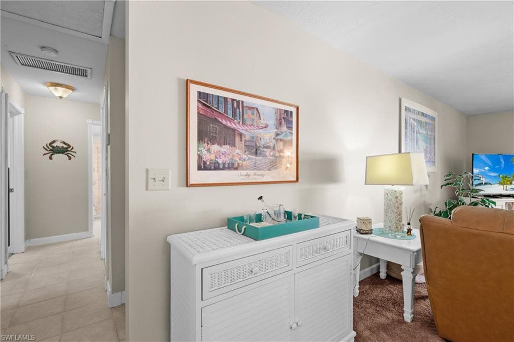 1203 SW 48th TER 201-15