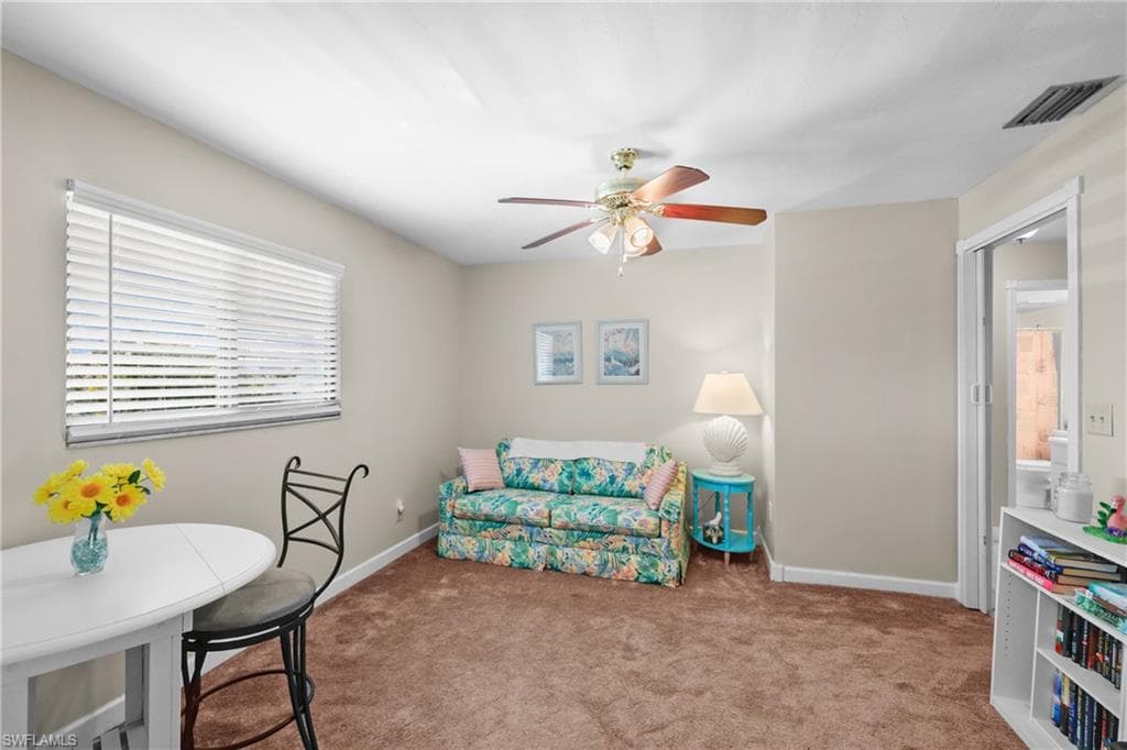1203 SW 48th TER 201-19