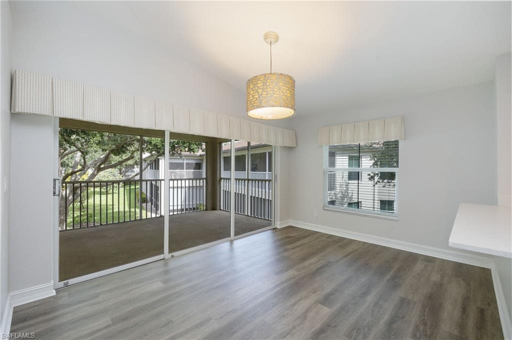 300 Diamond CIR 308-10