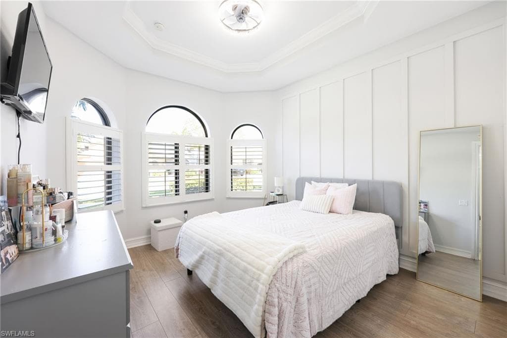 1419 Serrano CIR-28