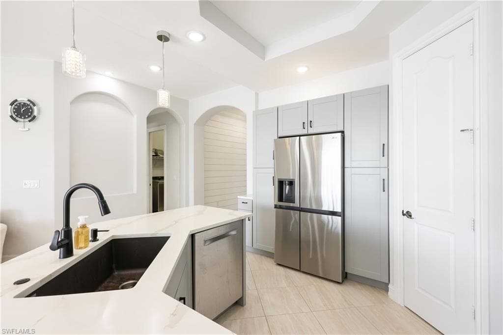 1419 Serrano CIR-9
