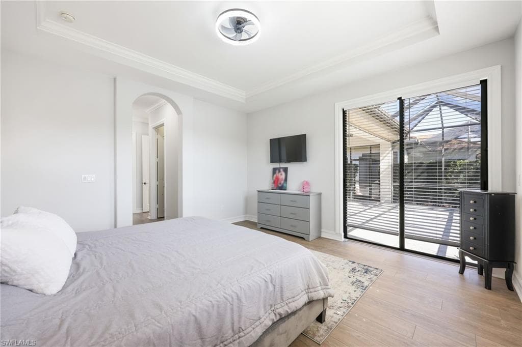 1419 Serrano CIR-24