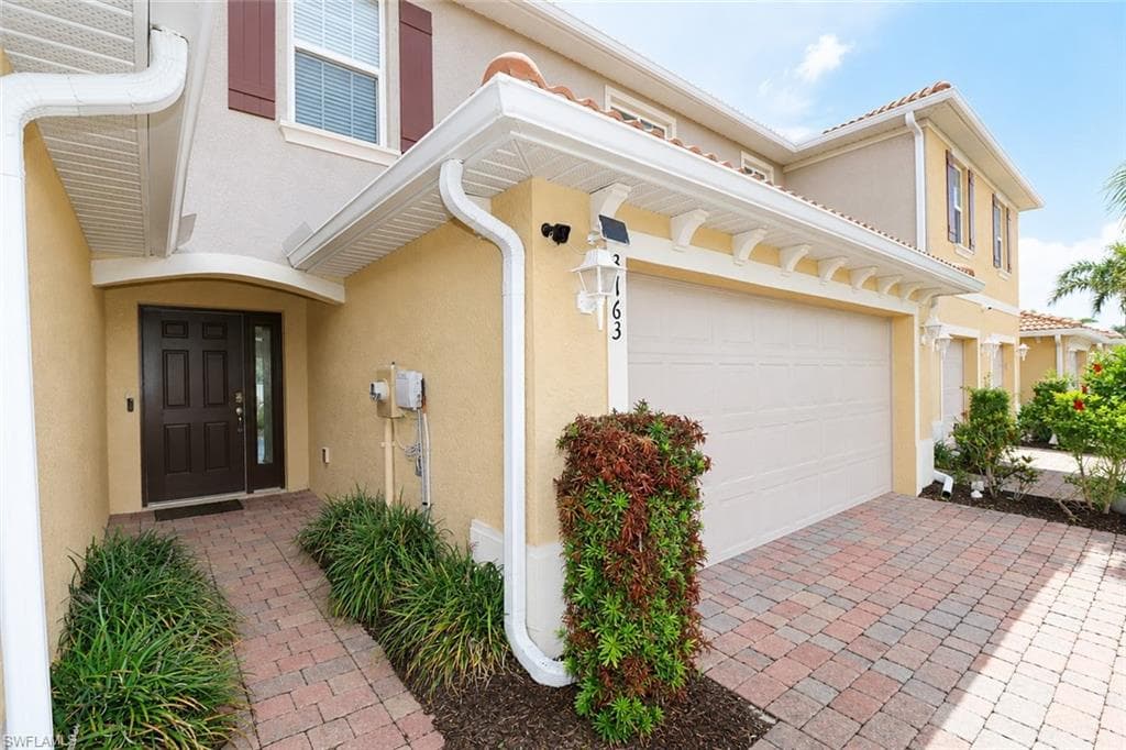 3763 Crofton CT-2