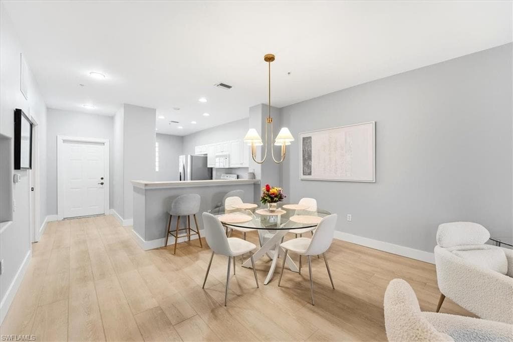 8259 Parkstone PL 202-6