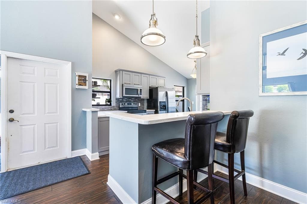 5501 Harbour Castle DR-13
