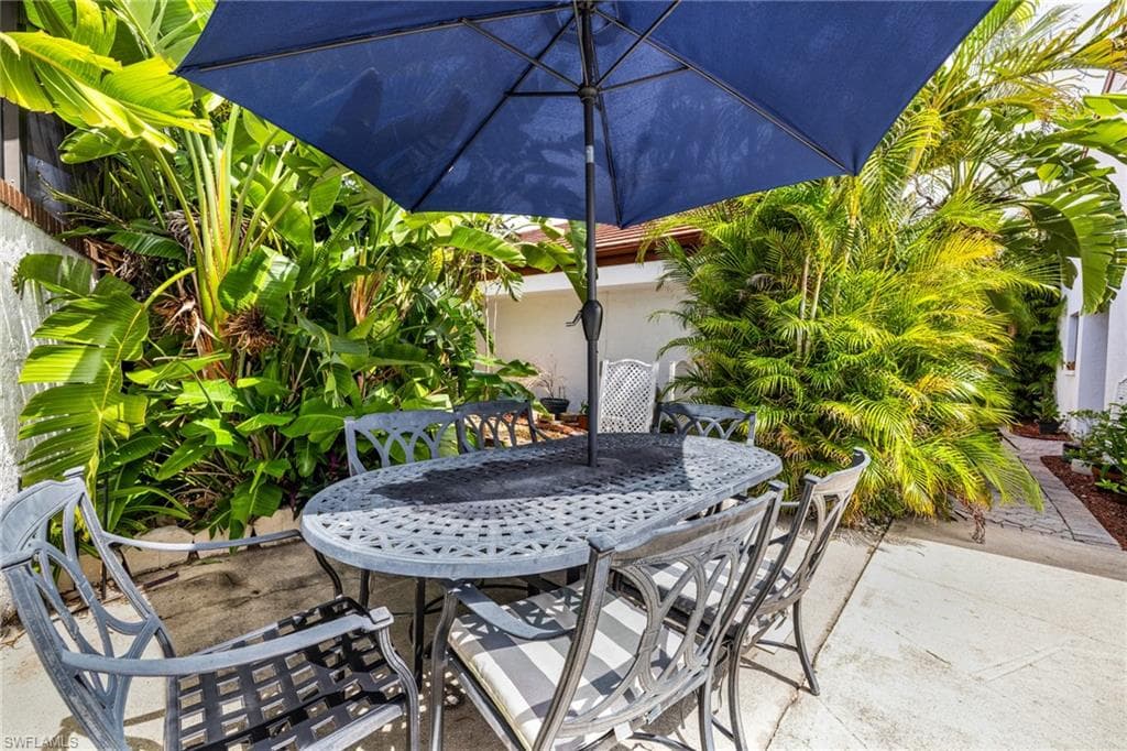 5501 Harbour Castle DR-43