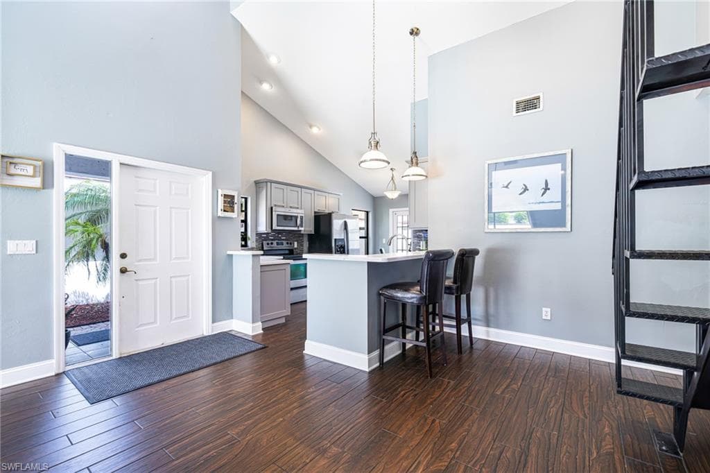 5501 Harbour Castle DR-12