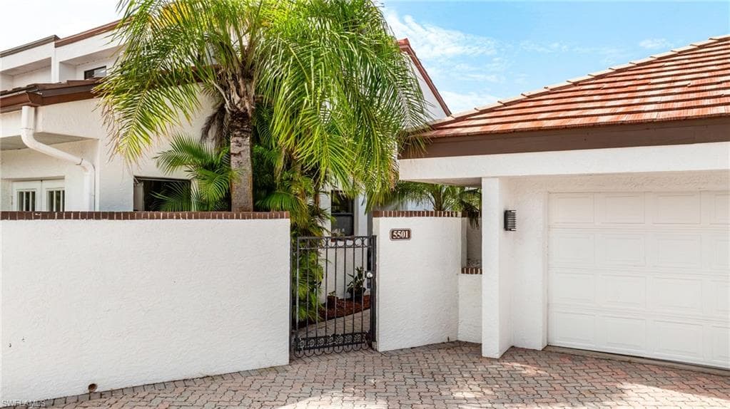 5501 Harbour Castle DR-7