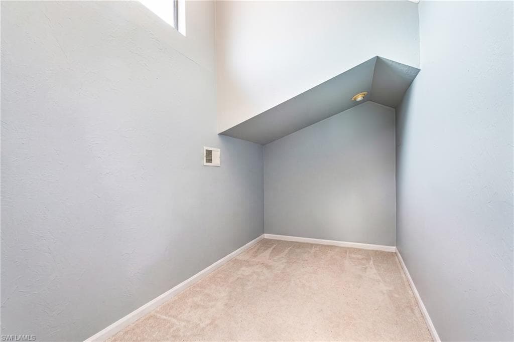 5501 Harbour Castle DR-38