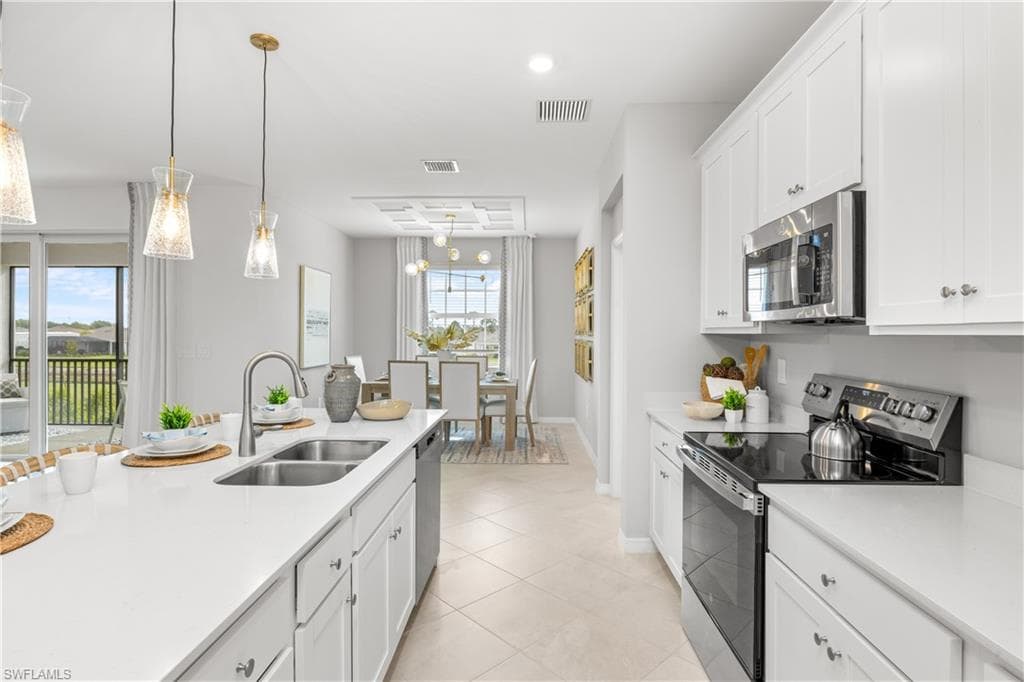 20520 Hazelnut CT S 1923-10