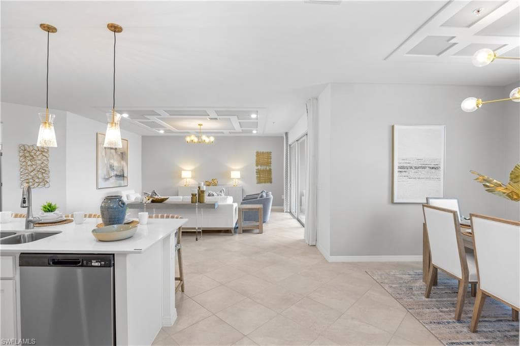 20520 Hazelnut CT S 1923-8