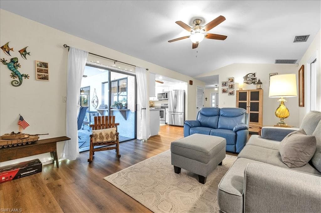 1903 SE 29th LN-27