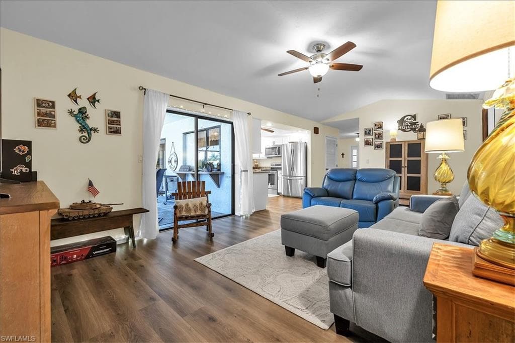 1903 SE 29th LN-26