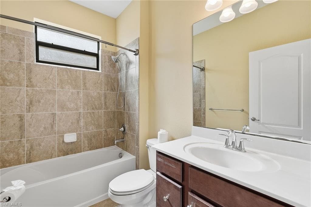 4381 Madagascar Palm WAY-18