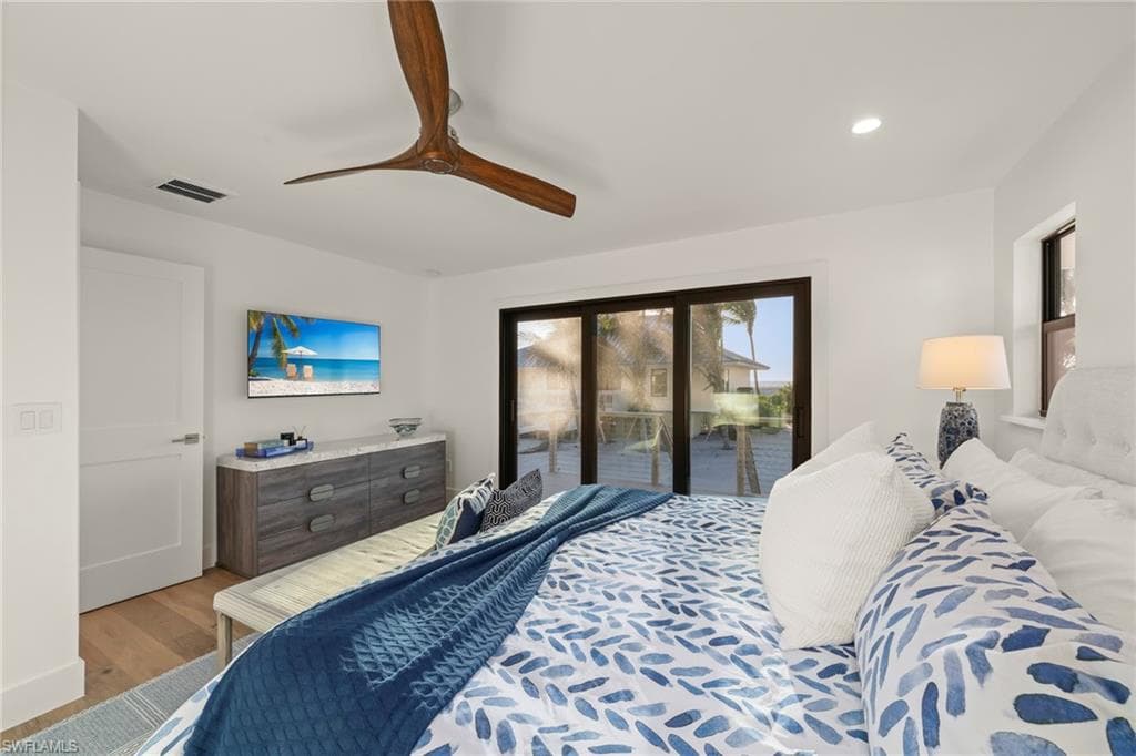 25 Beach Homes-24