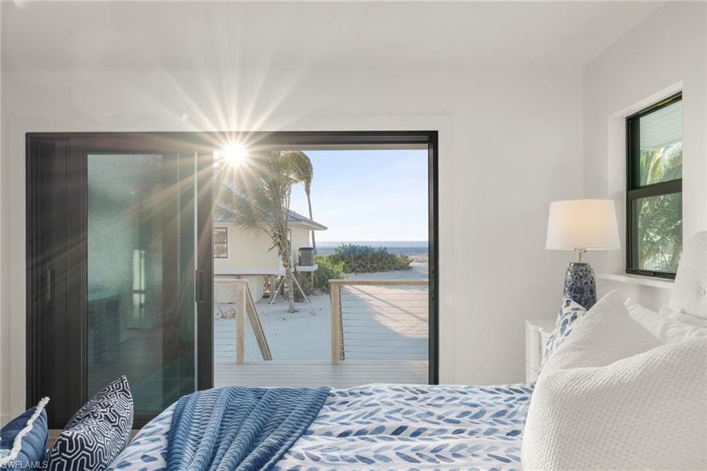 25 Beach Homes-25