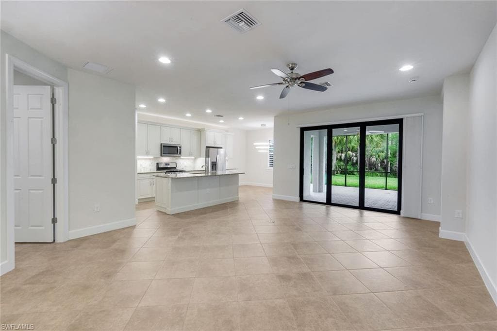 16367 Halberry LN-19
