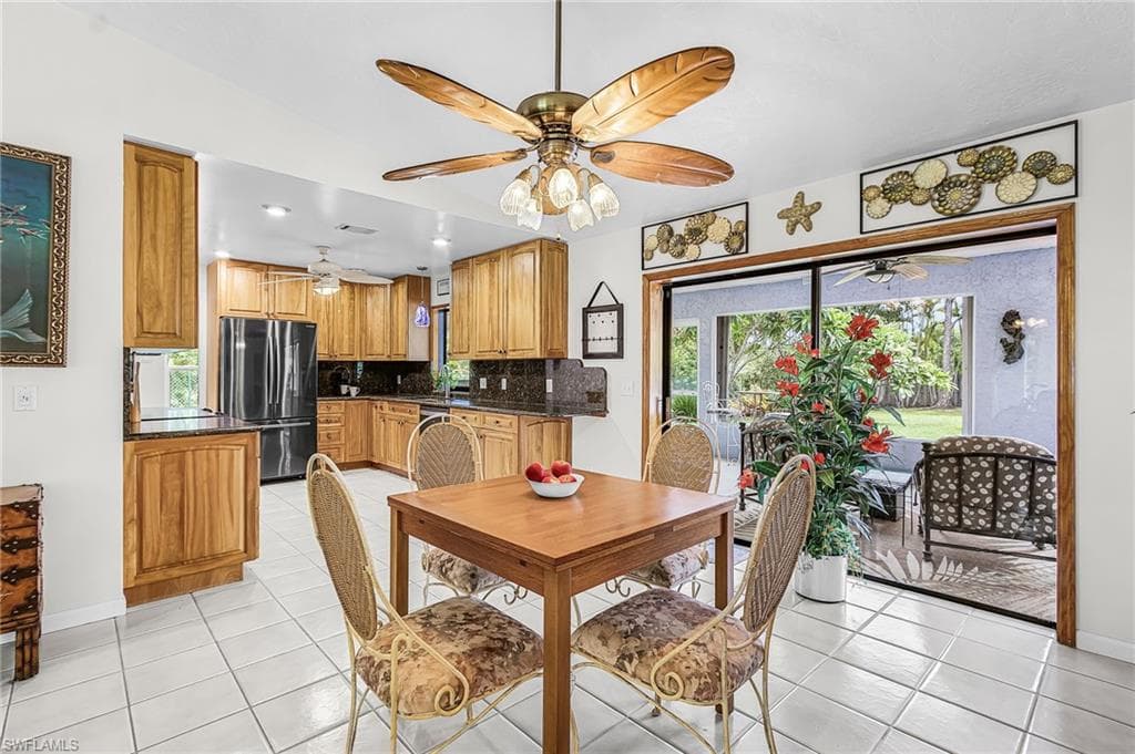 15474 Pembrooke RD-4