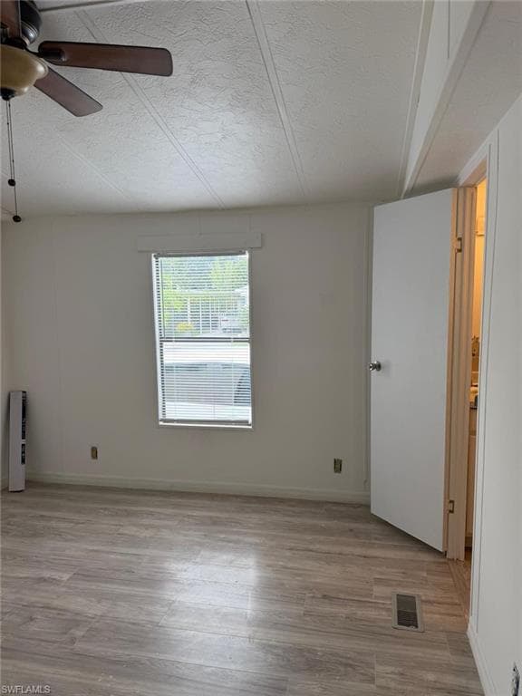 130 Lantern PL-7