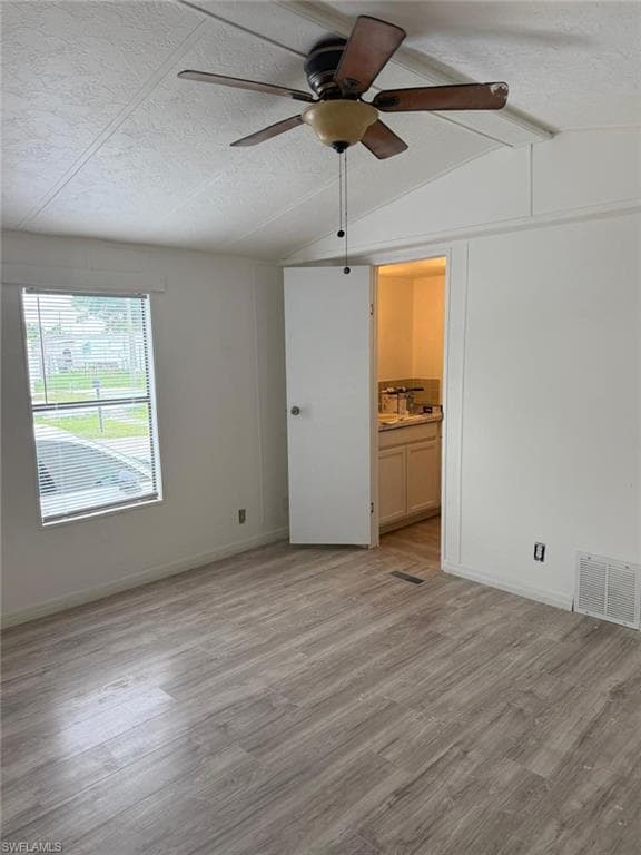 130 Lantern PL-3
