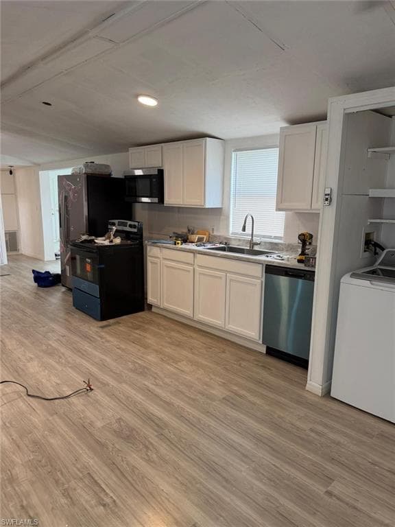 130 Lantern PL-9