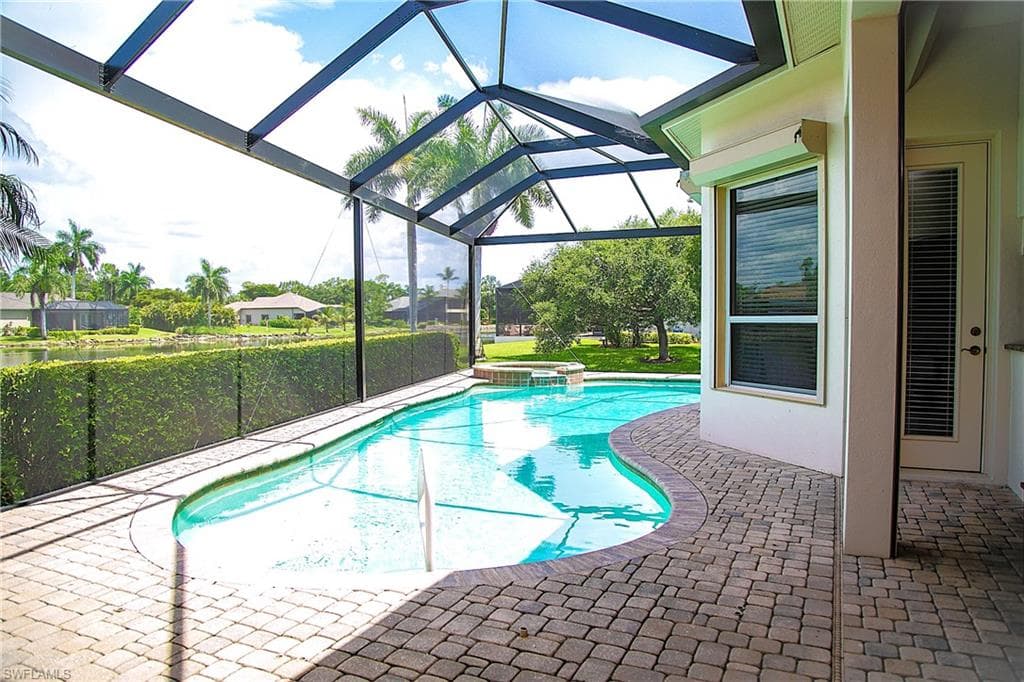 15200 Blackhawk DR-43