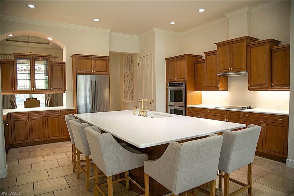 15200 Blackhawk DR-14