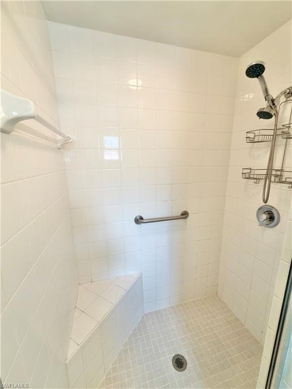 517 Robin Hood CIR 101-28