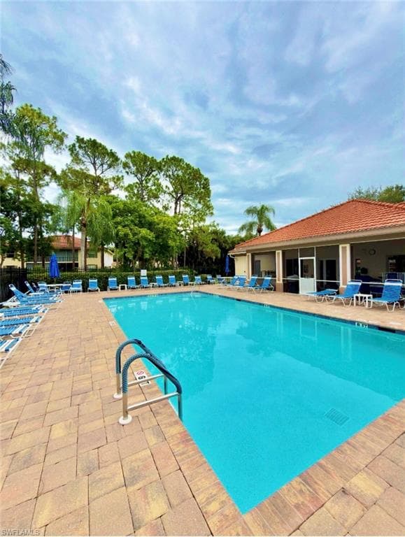 517 Robin Hood CIR 101-30