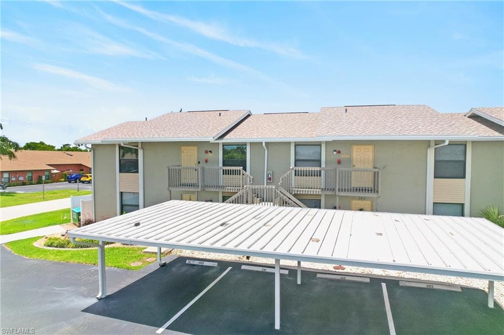 4708 SW 8th PL 201-2
