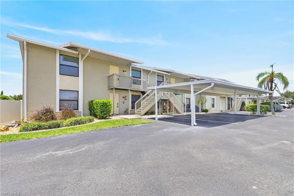 4708 SW 8th PL 201-1