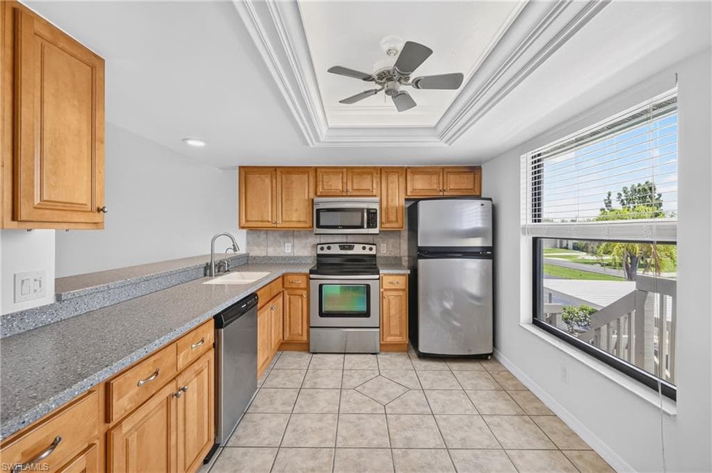 4708 SW 8th PL 201-4