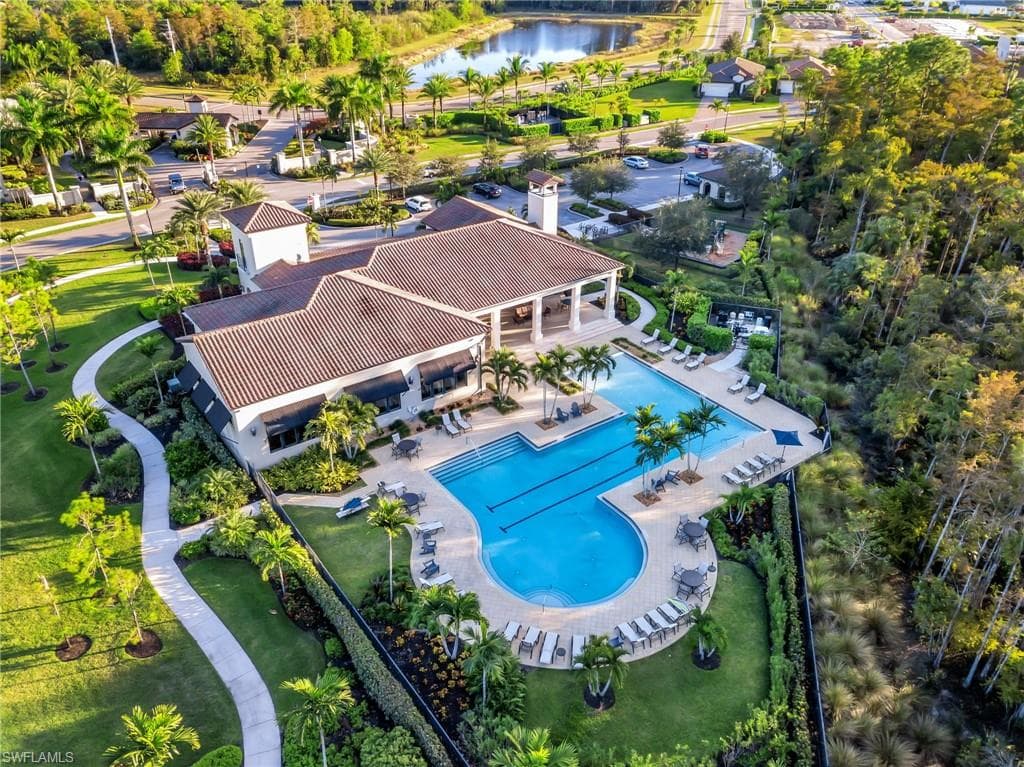 4433 Tamarind WAY-43