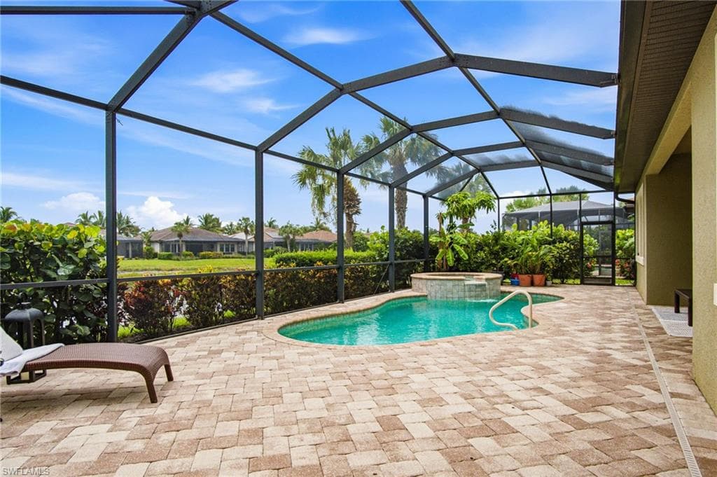 4433 Tamarind WAY-38