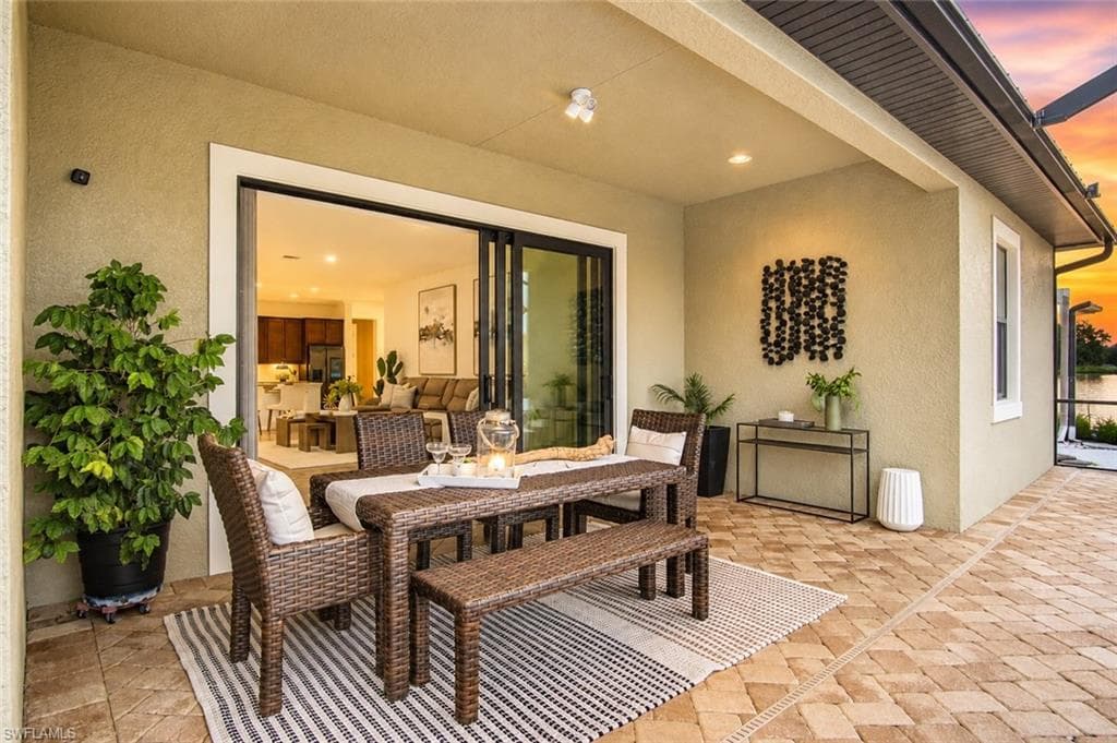 4433 Tamarind WAY-39