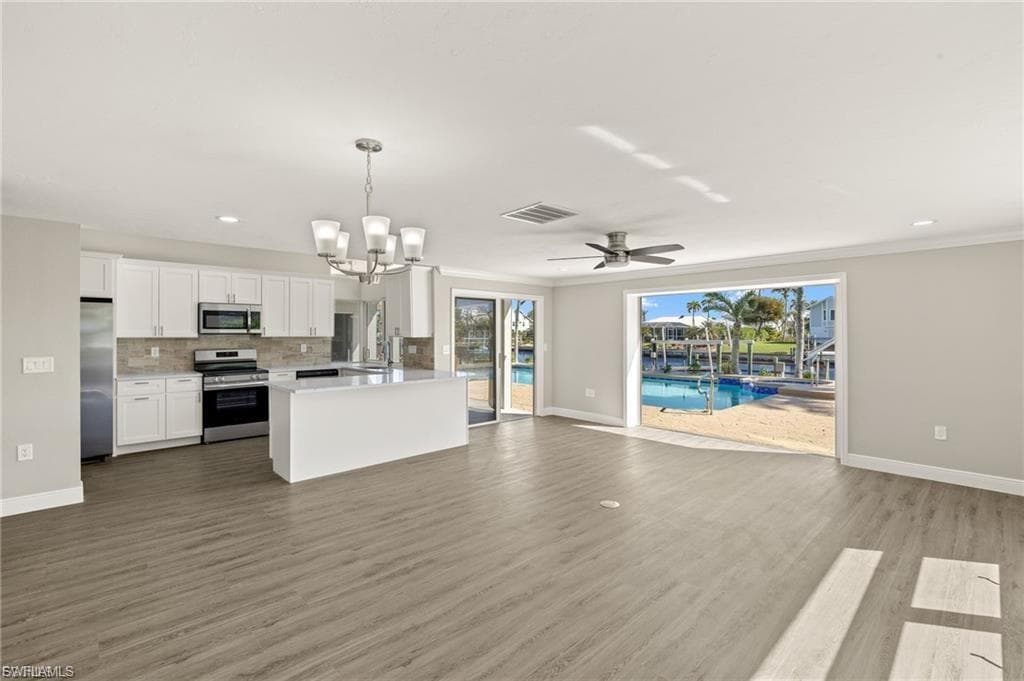 780 Beach RD-10