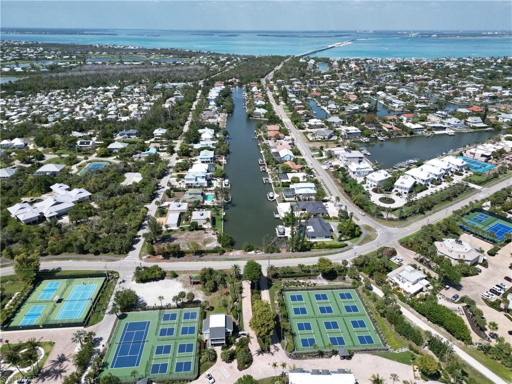 780 Beach RD-25