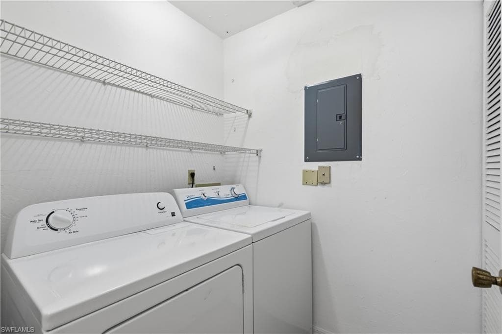 10 Beth Stacey BLVD 206-11