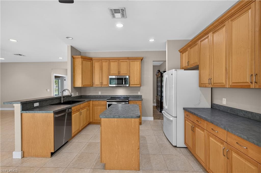 12281 McGregor Palms DR-14
