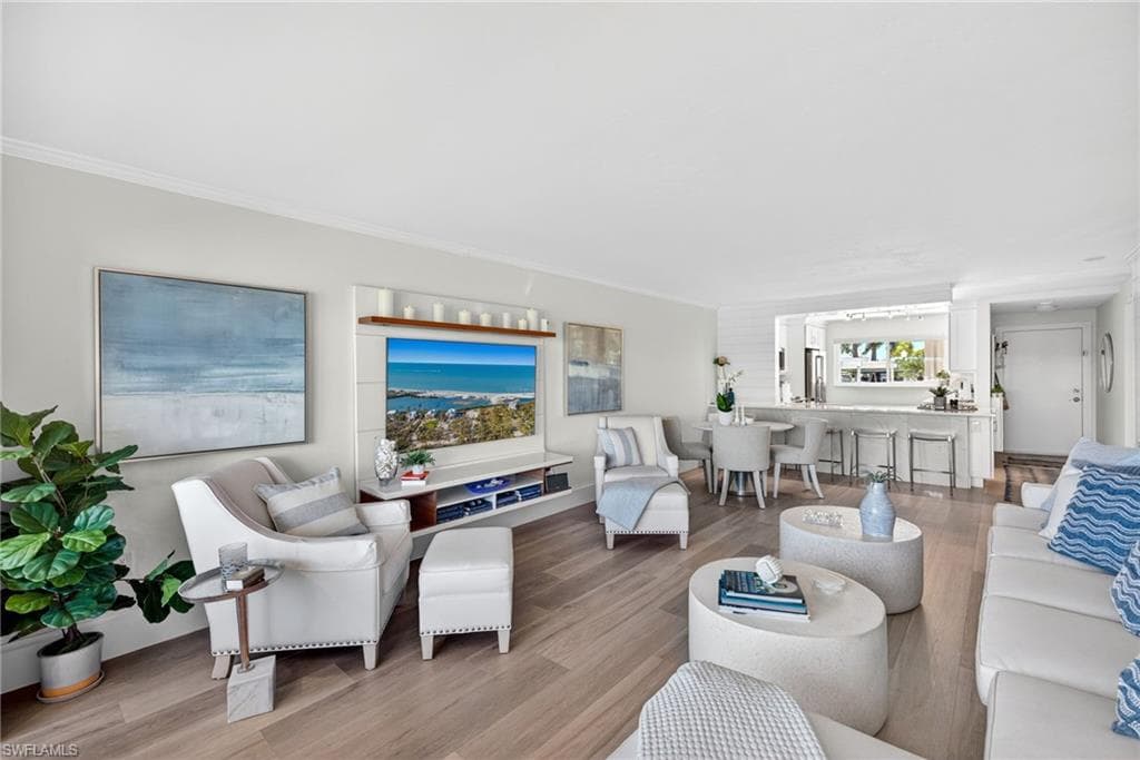 309 Goodlette-Frank RD S A204-2