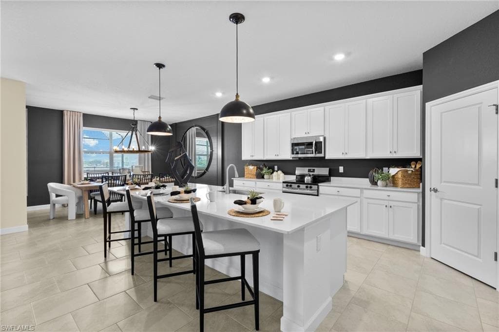 17741 Saddleback LOOP-12