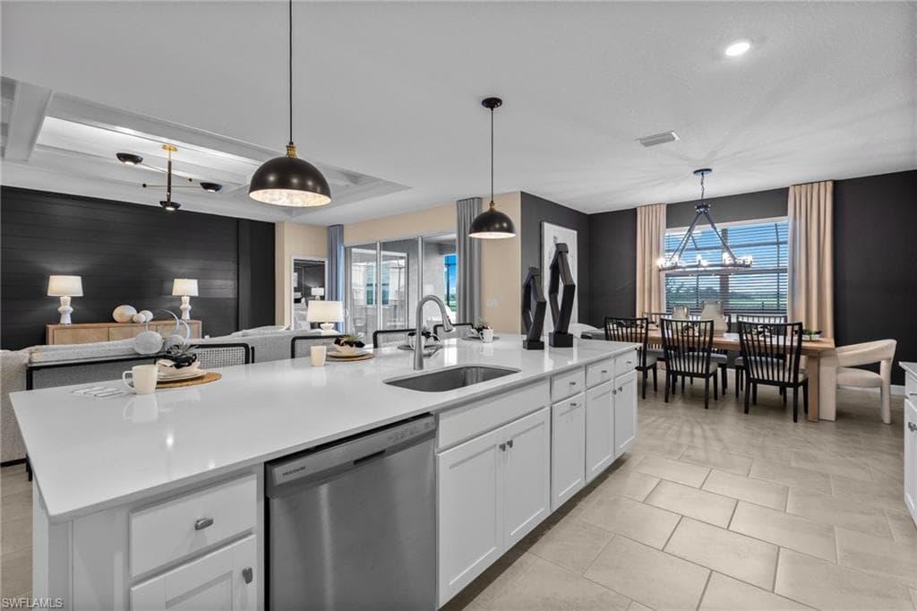 17741 Saddleback LOOP-10